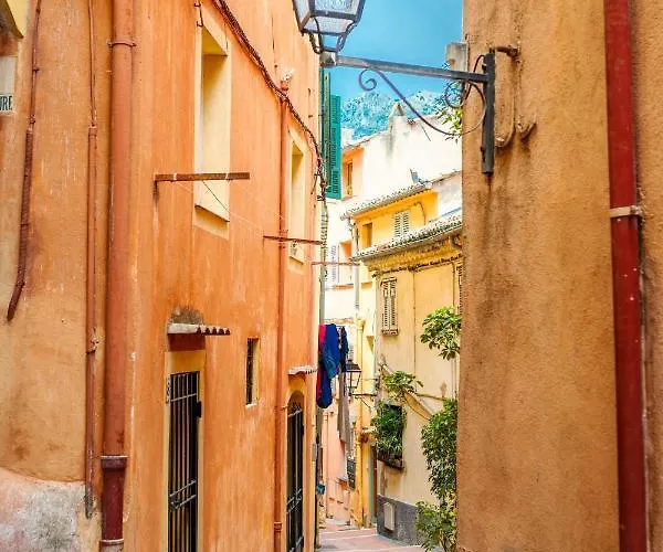 Le Seize, Cosy Au Coeur De La Vieille De *