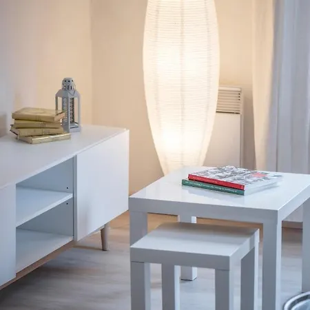 Le Seize, Cosy Au Coeur De La Vieille De Apartment