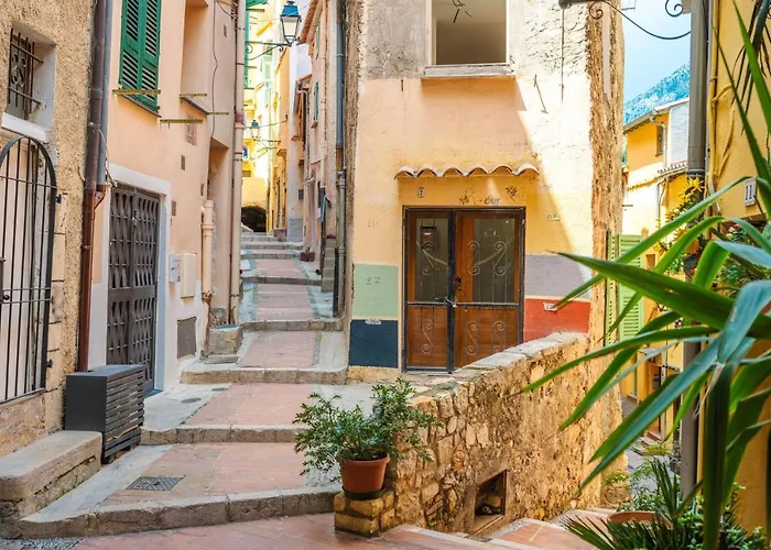 Le Seize, Cosy Au Coeur De La Vieille De *