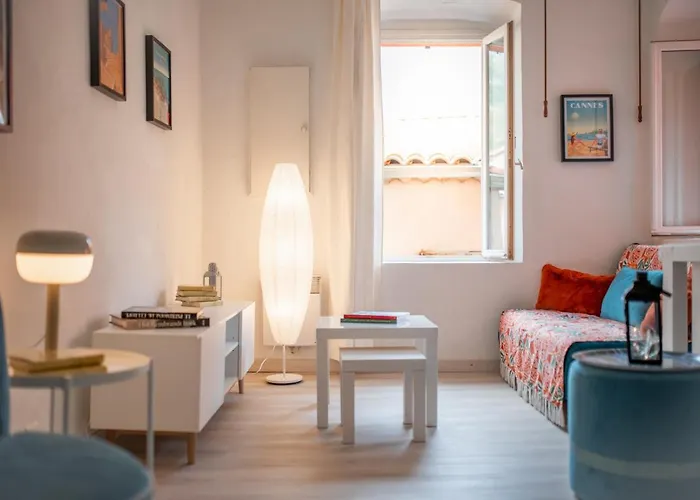 Le Seize, Cosy Au Coeur De La Vieille De Apartmán Menton